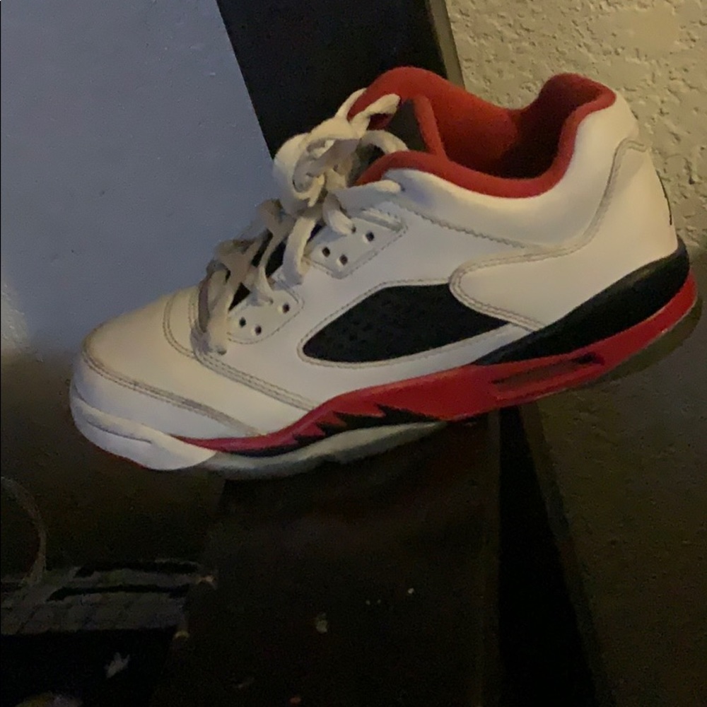 I am selling Jordan’s good condition worn 3 times - Picture 1 of 1